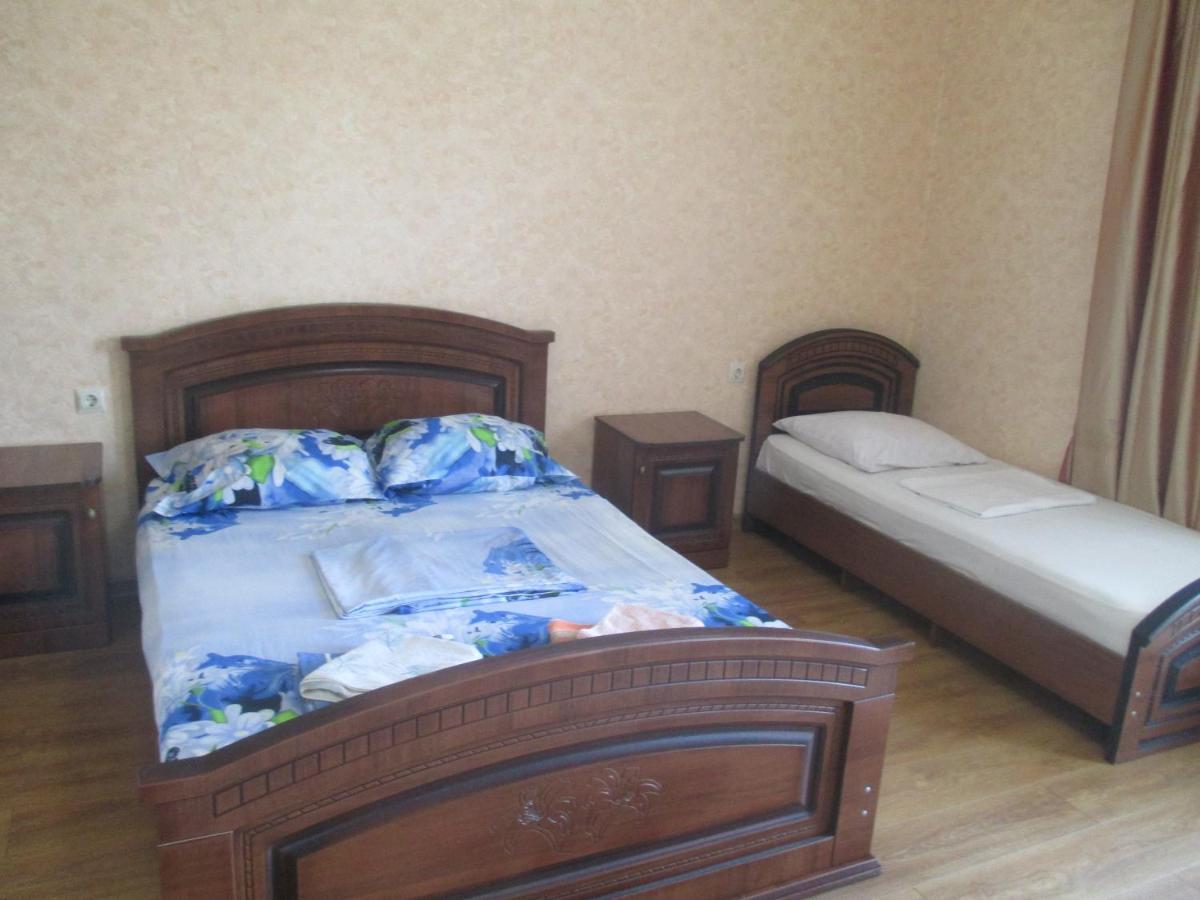 Guest House У Дедушки Самвела #N/A エクステリア 写真